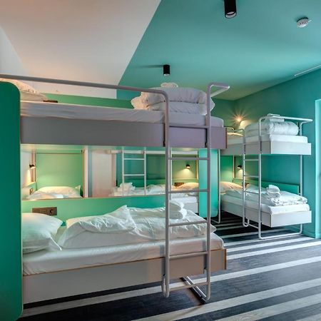 Meininger Hotel Bruxelles Gare Du Midi Saint-Gilles Ngoại thất bức ảnh