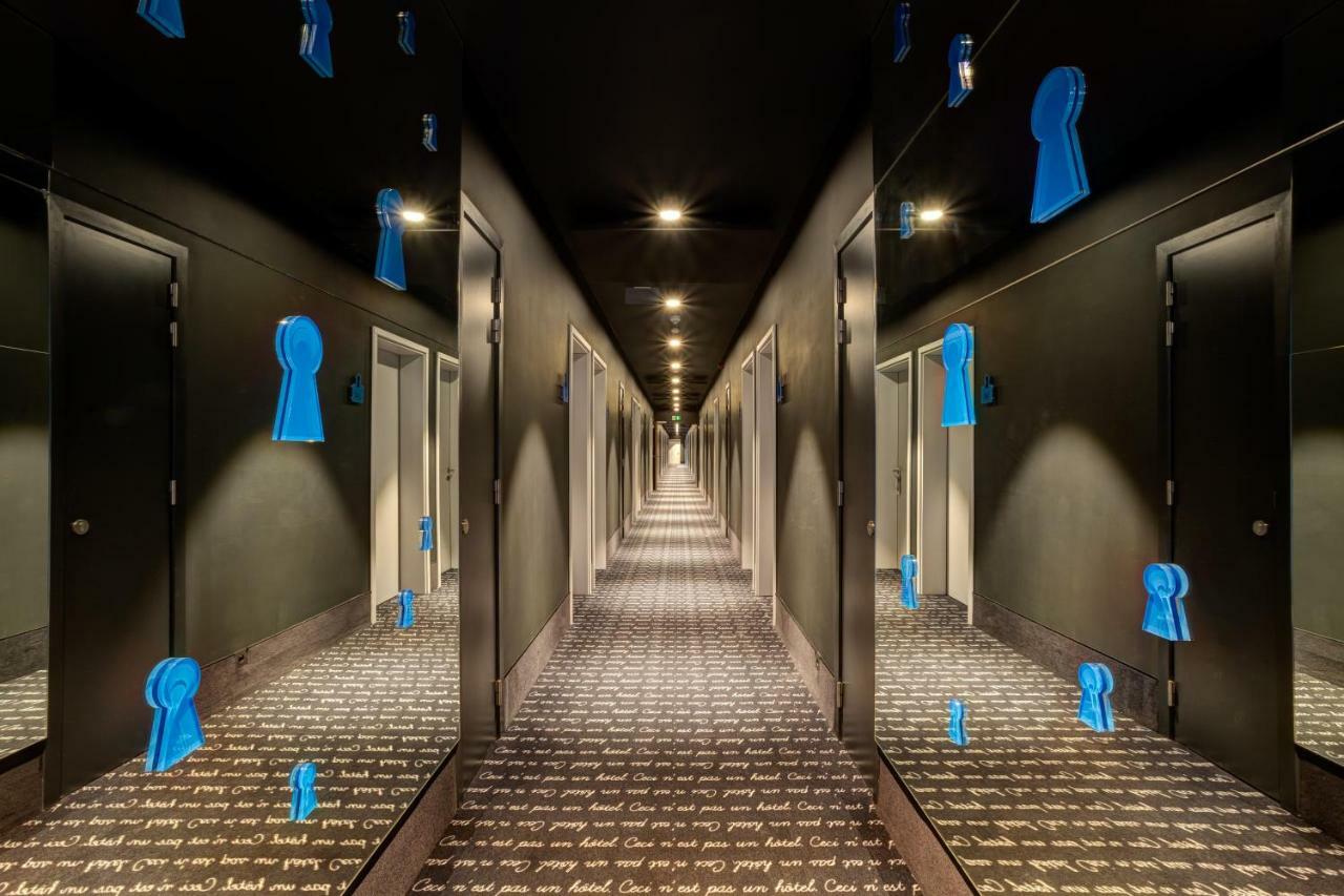 Meininger Hotel Bruxelles Gare Du Midi Saint-Gilles Ngoại thất bức ảnh