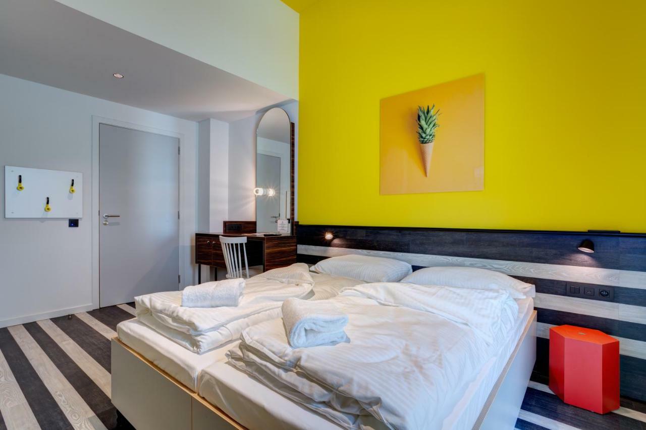 Meininger Hotel Bruxelles Gare Du Midi Saint-Gilles Ngoại thất bức ảnh